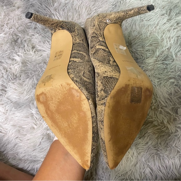 Express Snakeskin Embossed Pointed Toe Asymmetrical Shaft Booties Size 9 - Picture 4 of 8